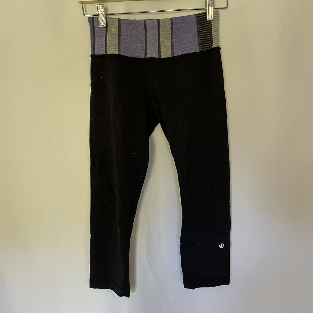Lululemon Black & Purple Cropped Yoga Pants Size 4 athleisure pants